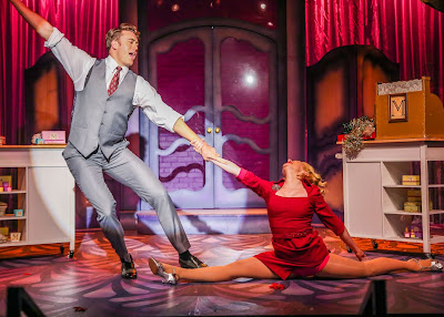 Review: SHE LOVES ME Makes a Lovely Holiday Gift  Image