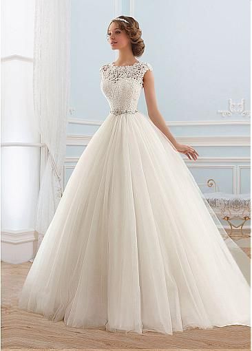 Like Fashion Edressit These Guidelines Help Choose Wedding Looks Best On Very Tall Or Pee Brides With An Hour Gl Figure Not Only Sheath Wedding Dresses