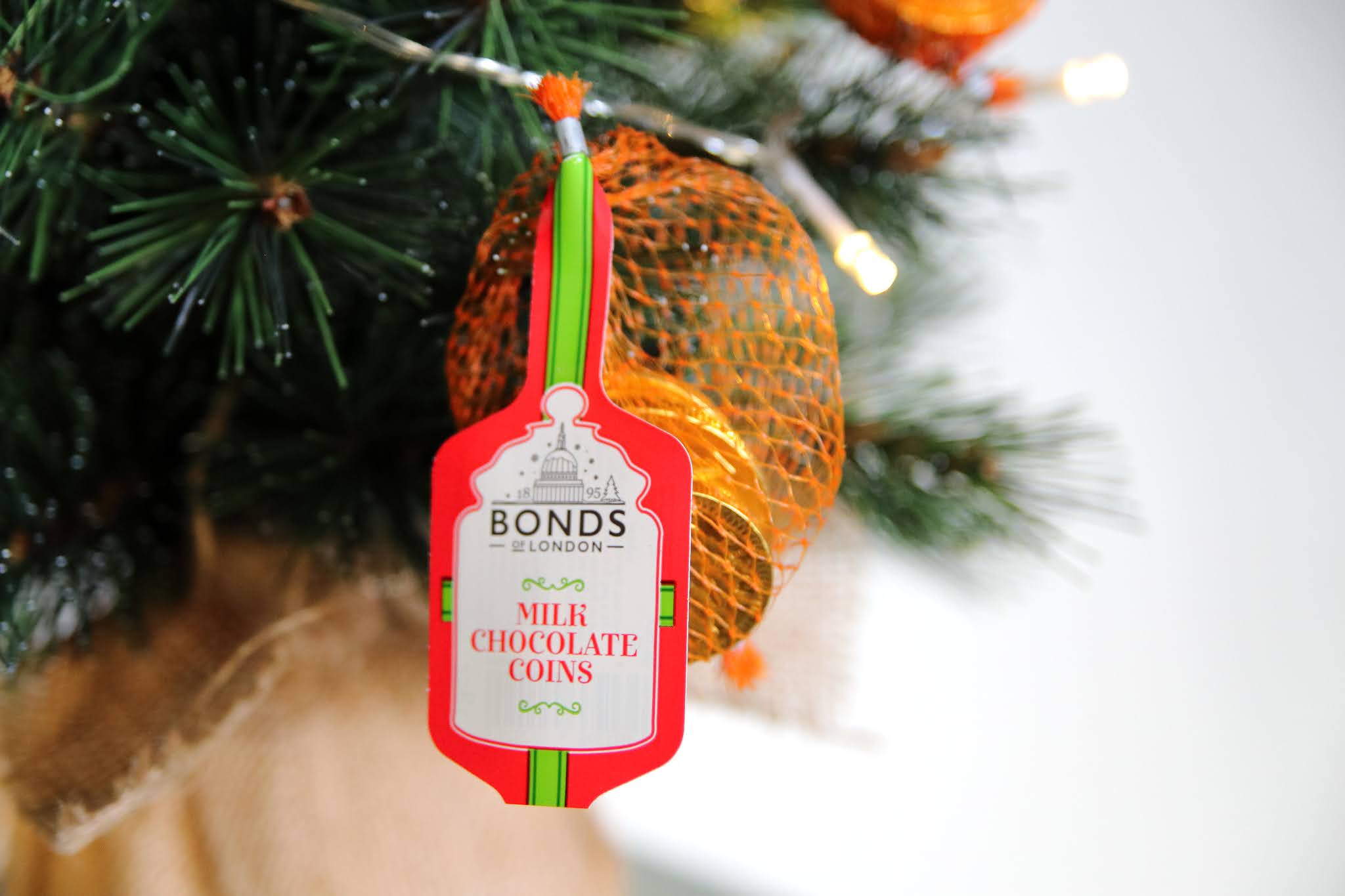 CHRISTMAS: Gift Guide for Children £10 and Under | Treasure Every Moment