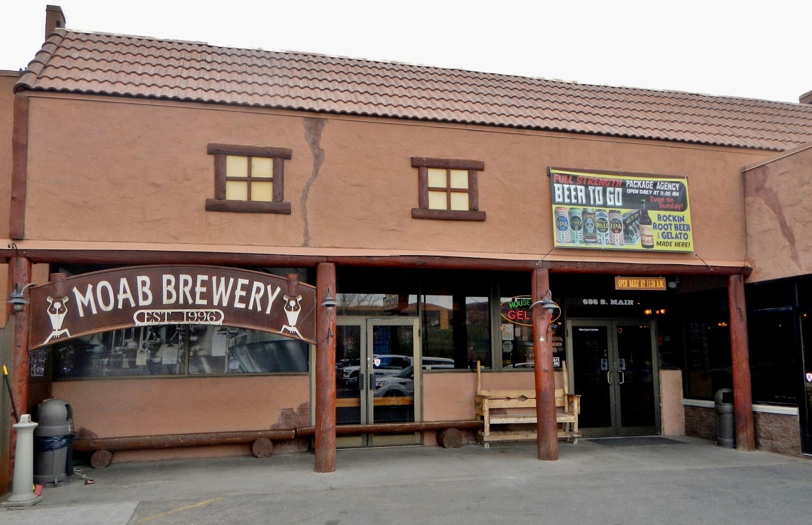 Food Adventures of a Comfort Cook Moab Brewing Still Packs Them In.