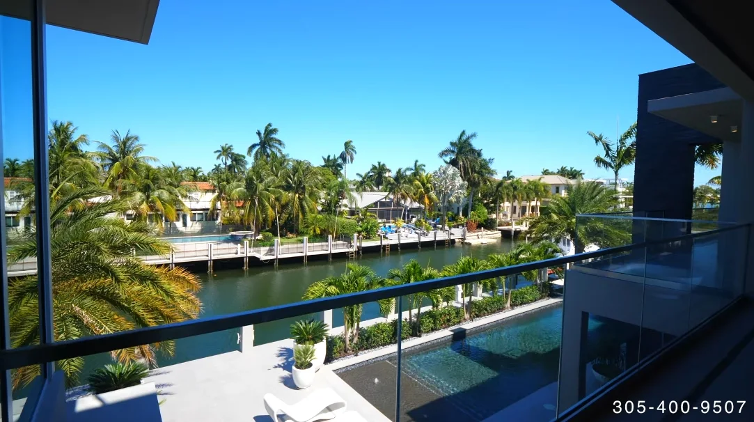 75 Photos vs. 650 Royal Plaza Dr, Fort Lauderdale, FL Interior Design Ultra Luxury Mansion Tour
