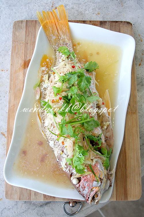 Table for 2.... or more Thai Style Garlic Steamed Fish Fishy fishy 3