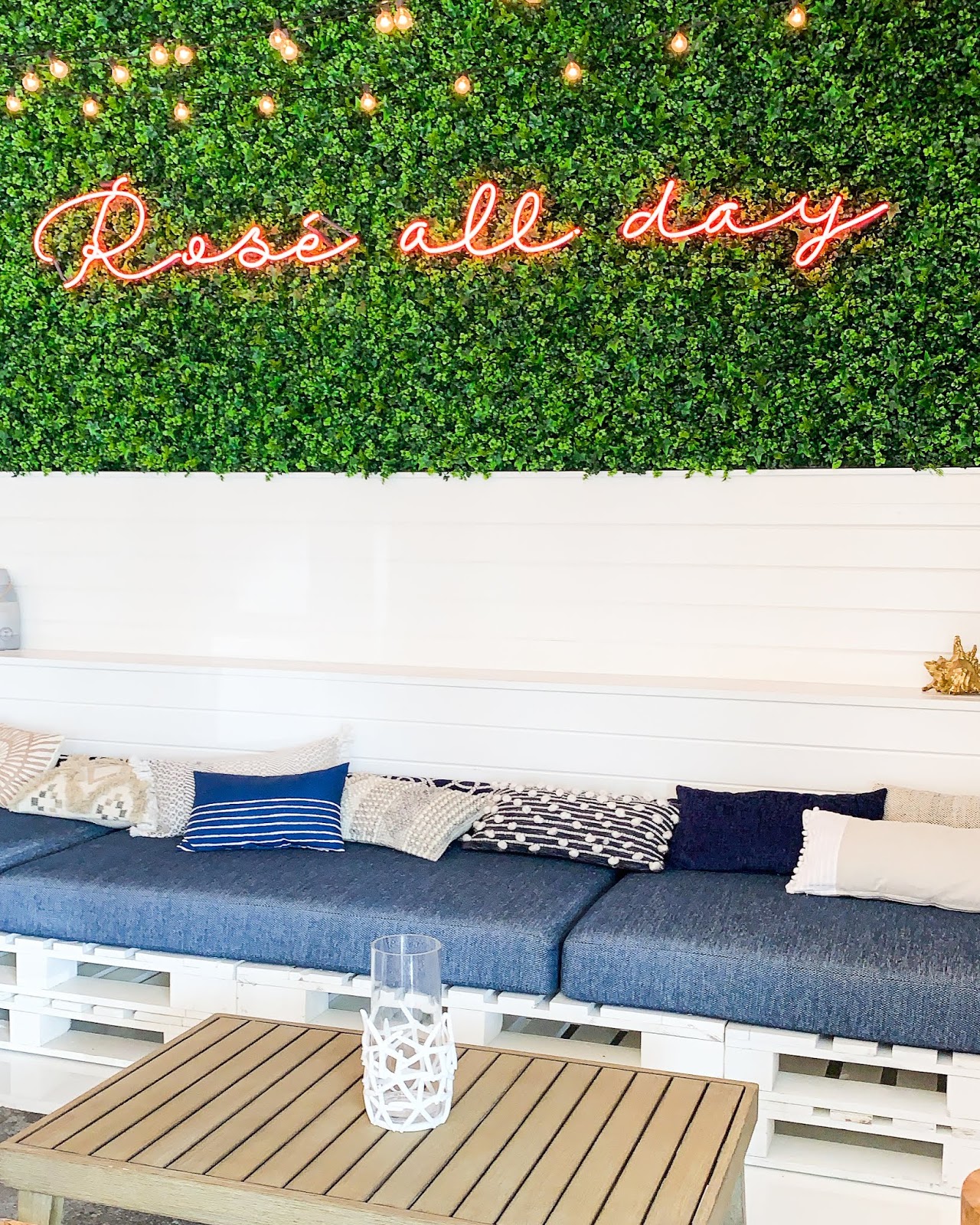 The Hampton Social in South Barrington Let's Get Preppy