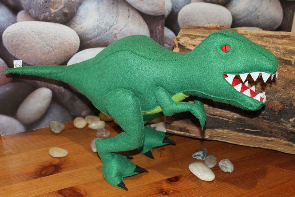 как сделать игрушку динозавра. плюшевая игрушка динозавр. Plush toys динозаврик. как сделать игрушку динозавра. игрушка из фанеры динозавр.