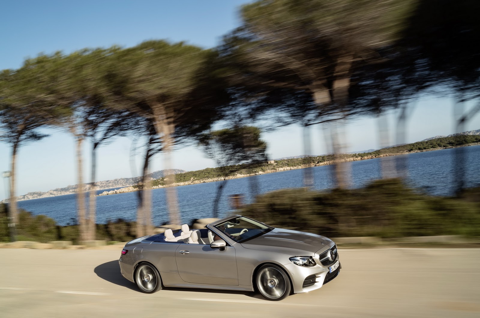 2018-Mercedes-E-Class-Convertible-4.jpg