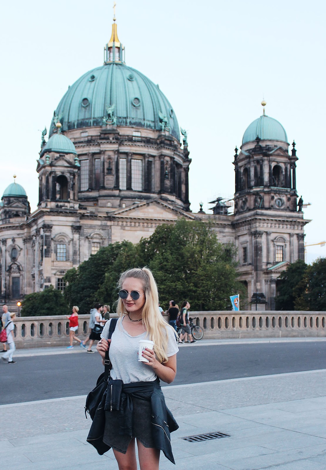 Outfit Big Brows Andysparkles De