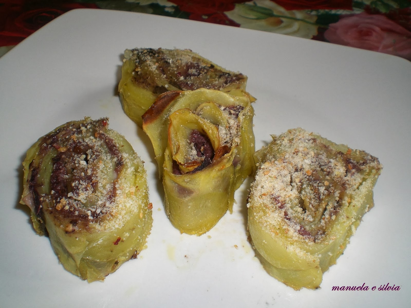 rose sfogliate di patate al pesto di melanzane