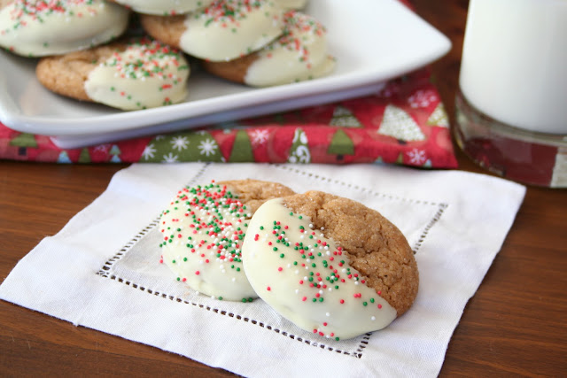 White Chocolate Dipped Molasses Spice Cookies from All Day I Dream About Food on @katrinaskitchen