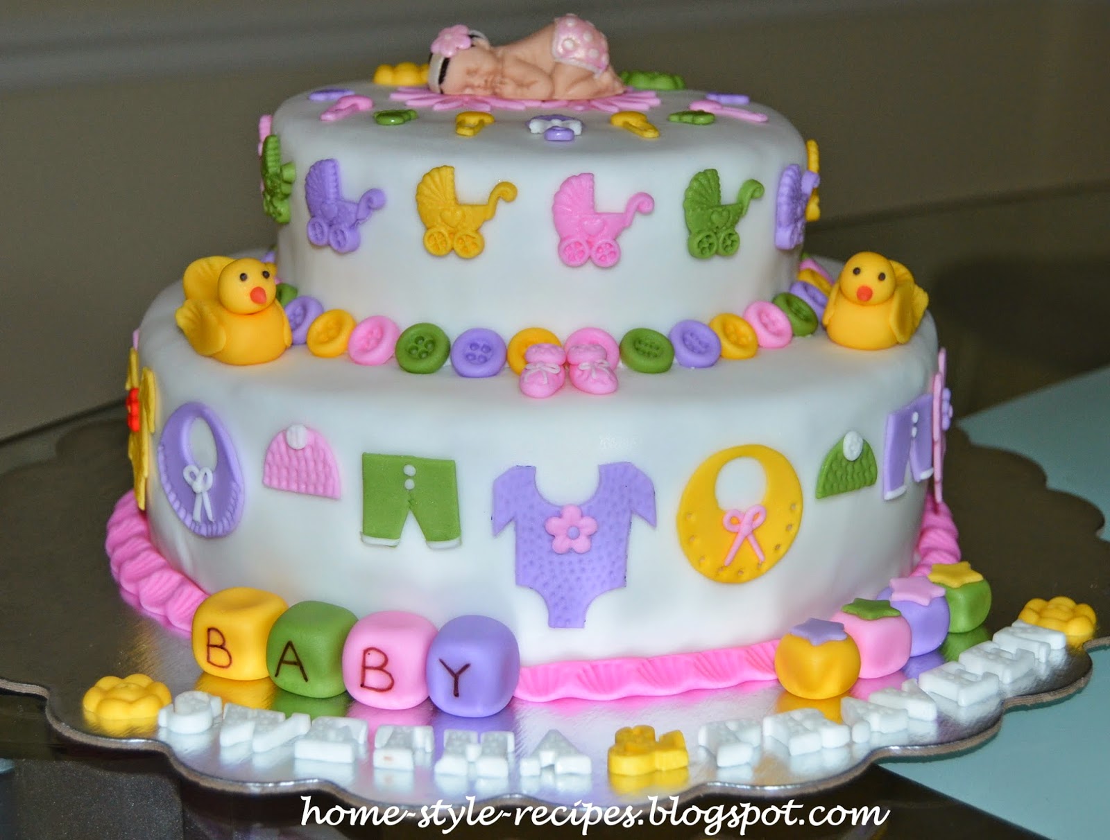 ShareARecipe Baby Shower Cake with Fondant baby