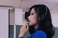 Tân sinh viên được gắn mác “cô giáo” chỉ sau một đêm