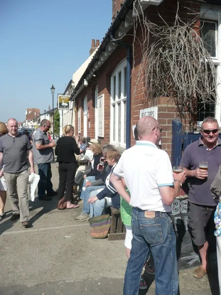 Beer Festival drinkers