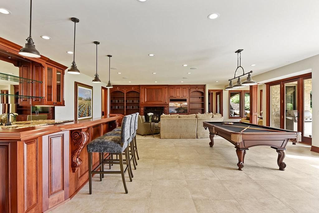 9,000 Square Foot Lakefront Stone Mansion In Orono, MN THE AMERICAN