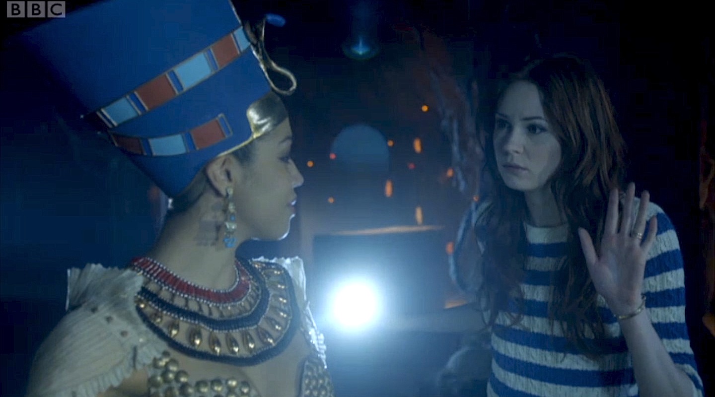 Cathode Ray Tube: DOCTOR WHO: Series 7 - Dinosaurs on a Spaceship ...