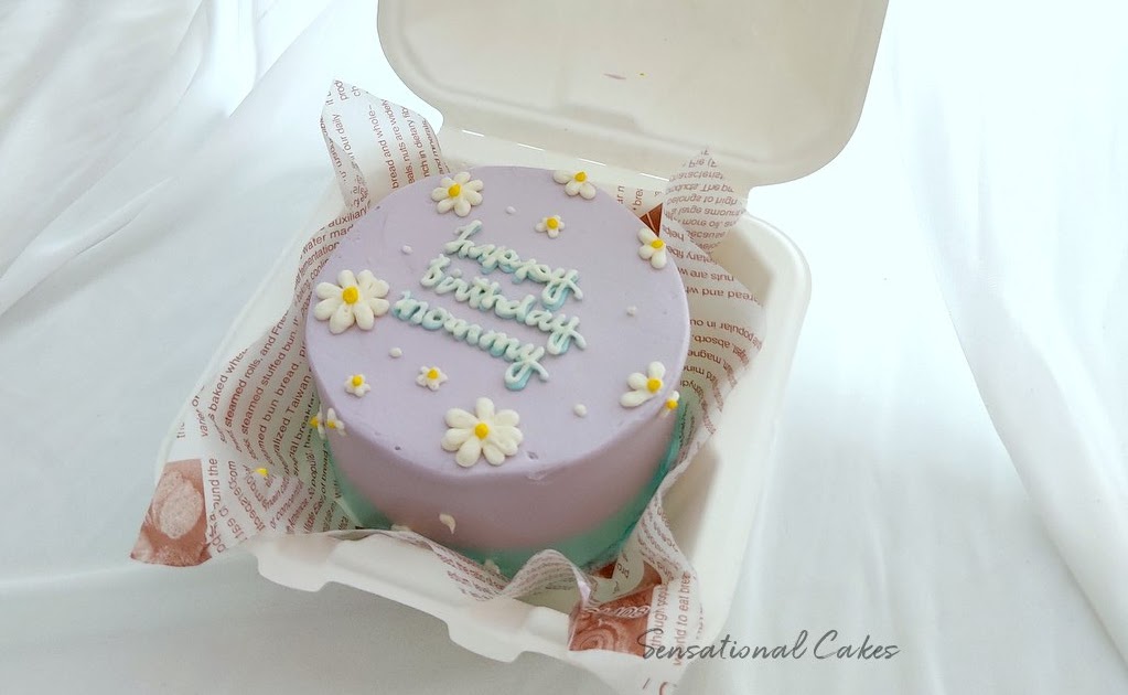 The Sensational Cakes: Lavender &amp; daisy flowers children girl Bento lunch box customized cake #