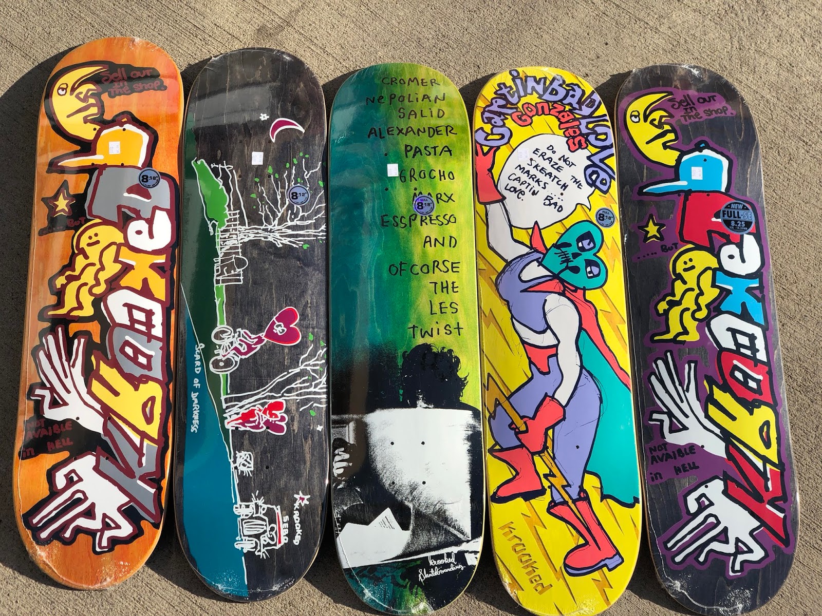 Damage DELUXE SKATEBOARDS