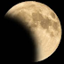 آج شام پاکستان میں طلوع ہونے والا چاند جزوی چاندگرہن ہوگا