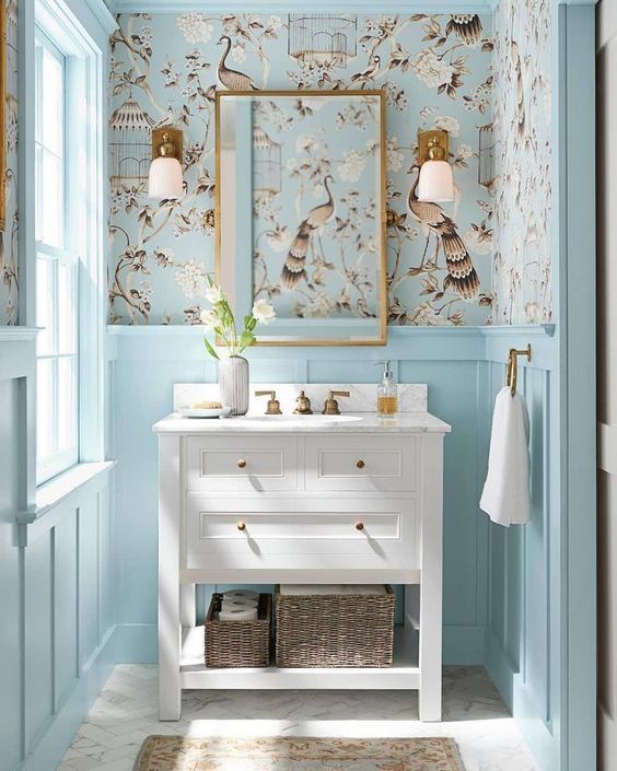 Light Blue Bathroom Decor Ideas that Inspire your Space / Home Decor