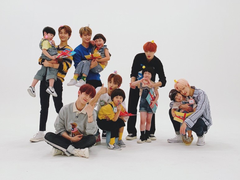 애기들 보고 주접력 급상승한 아이돌 | 인스티즈