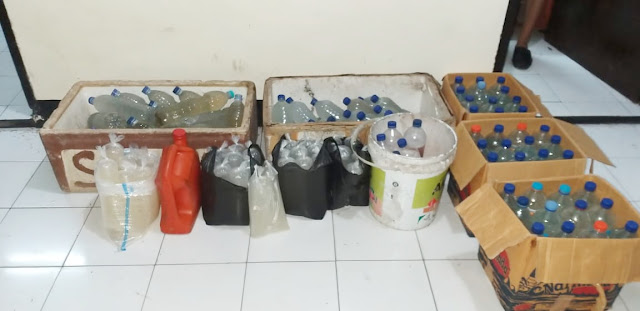 Jelang Tahun Baru, Polres Lotim Berhasil Amankan Ratusan Liter Miras Tradisional