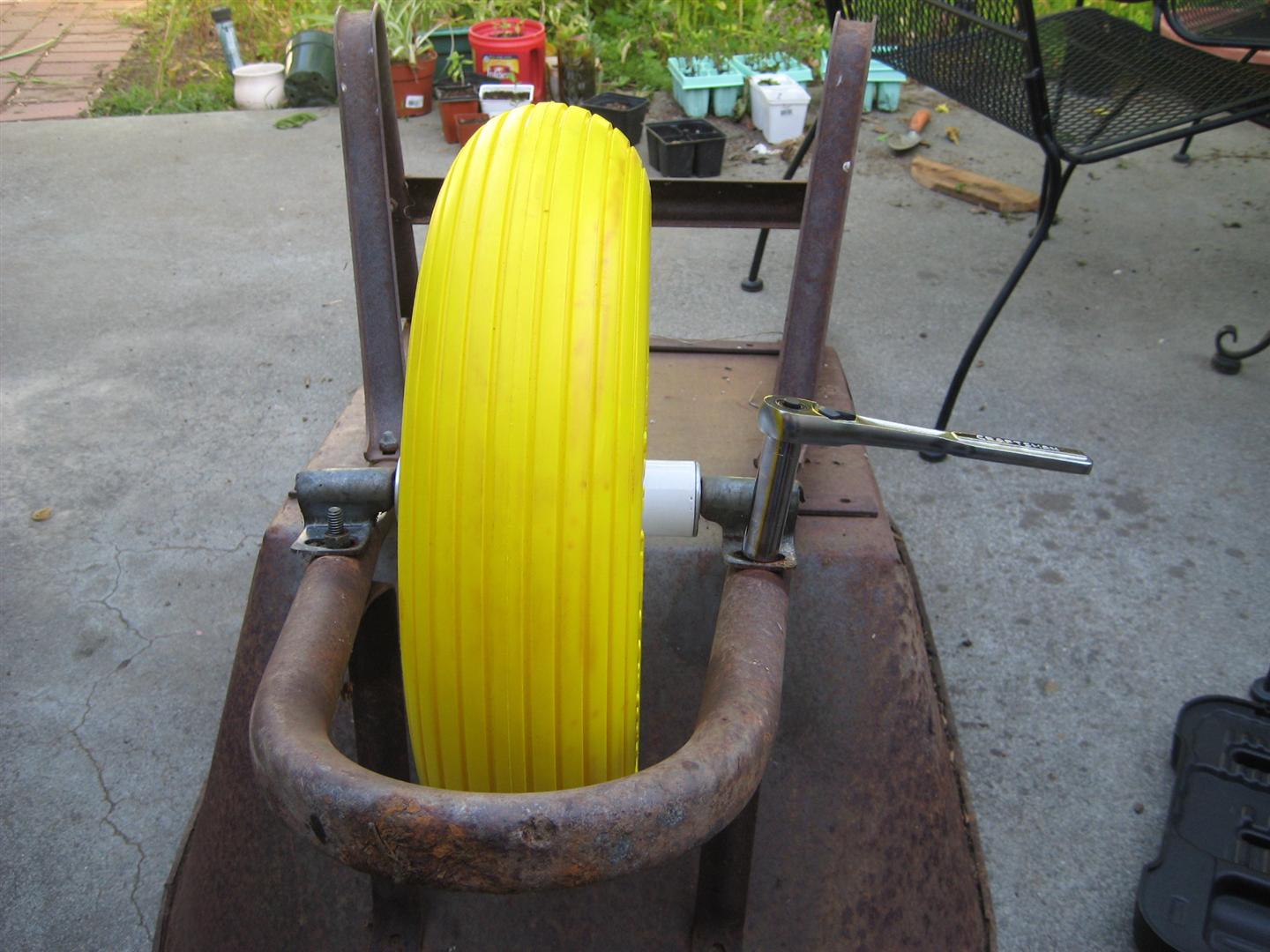 Howto Replace Wheelbarrow Wheel with Foam Core Wheel