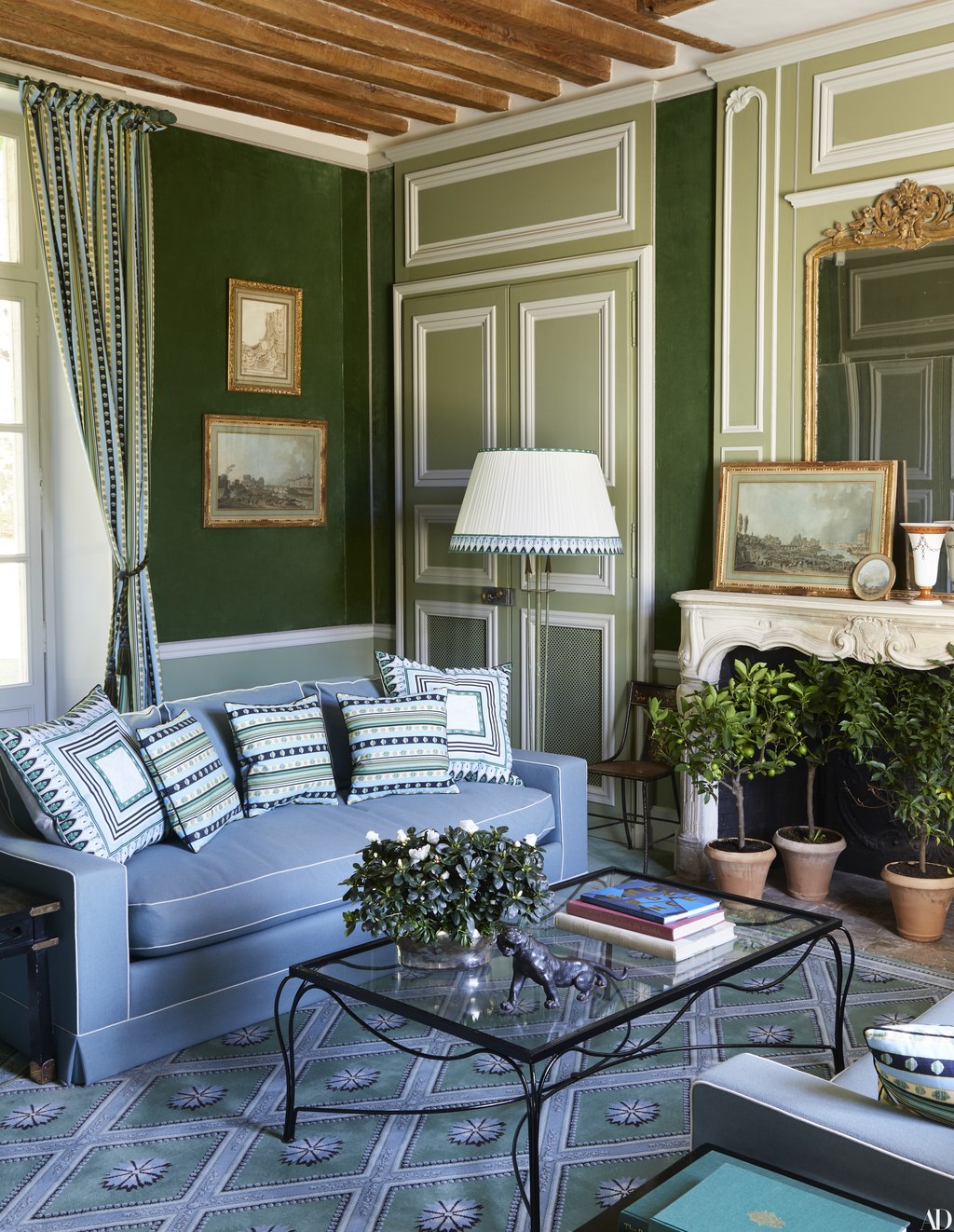 Décor: The 1608 Hôtel Particulier Turned French Escape of Chris Burch