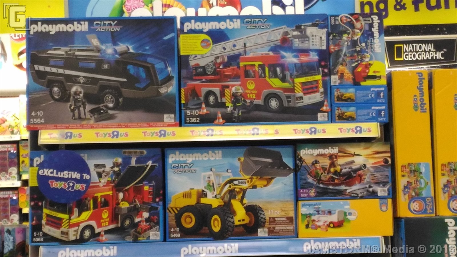GeekMatic! Toys R' Us Exclusive Playmobil!