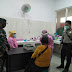 Babinsa Andongsari Koramil 0824/24 Ambulu Pendampingan Rapid Test Jamaah Masjid Assalafiyah, Cegah Penyebaran Covid 19
