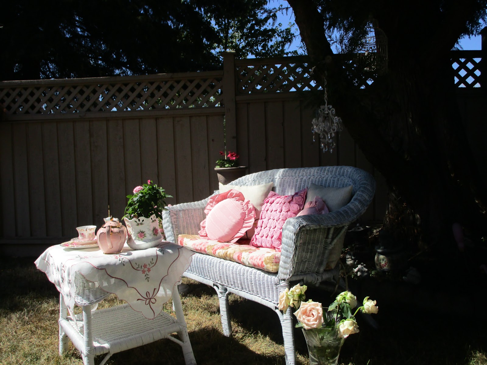 Karen's Cottage and Castle