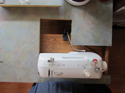 sewing table www.sewplus.blogspot.com