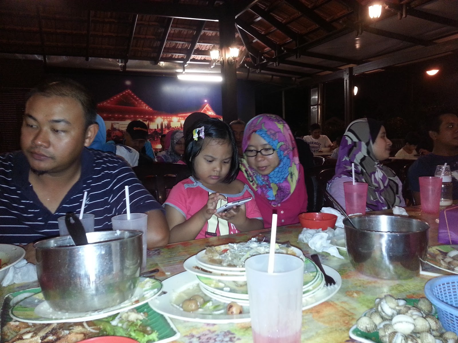 Makan Bangi Warung Dusun Sup Gearbox