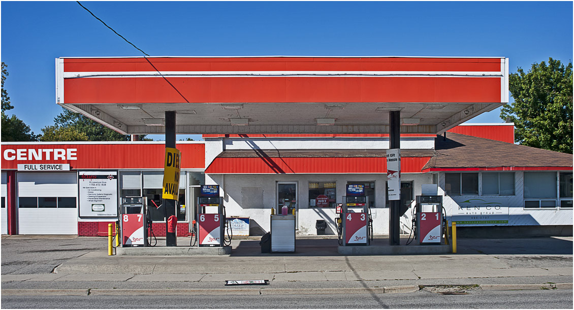 Silverpixel PRIMARY COLOURS, GAS STATION, NORTH BAY