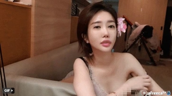 kiki lộ vòng 1