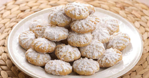 Kahk (Sugar Cookies) Kahk (Sugar Cookies)