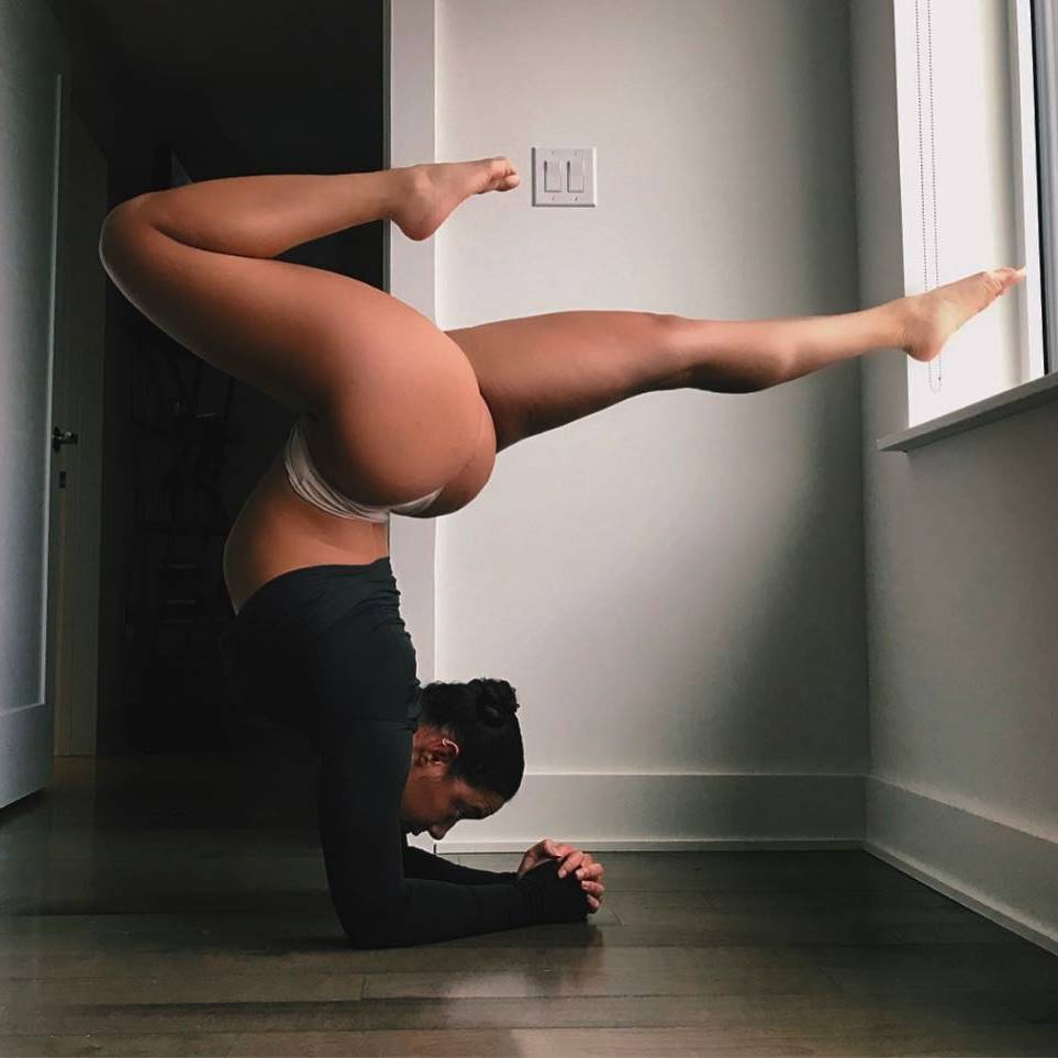 근력과 유연성을 겸비한 처자들