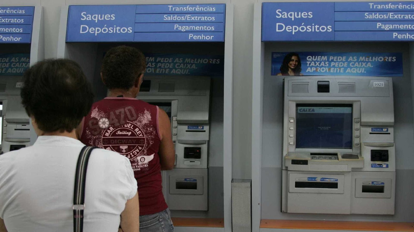 INSS libera consulta à primeira parcela do 13º salário de aposentados; confira tabela