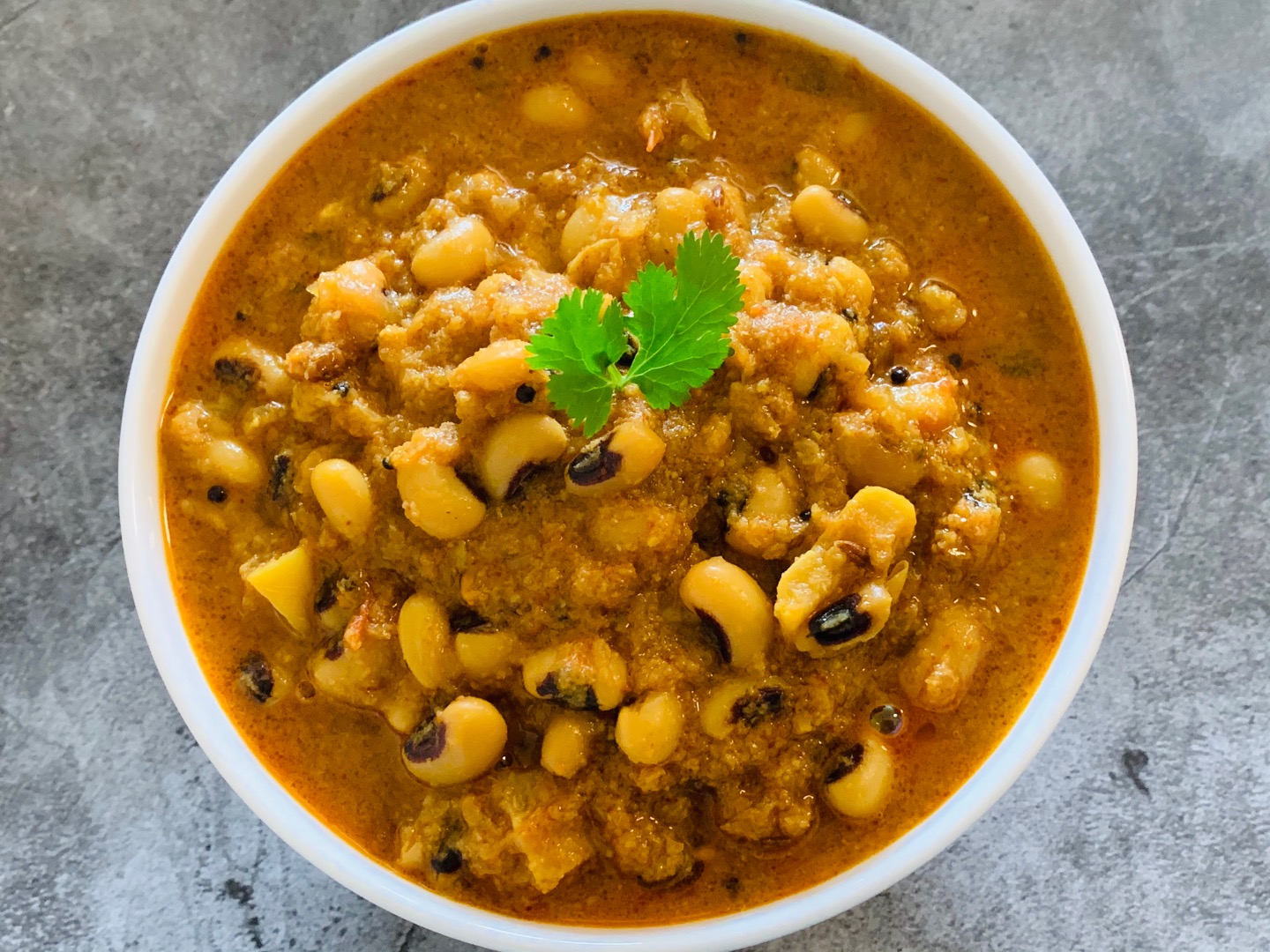 Karamani Kuzhambu Recipe Black Eyed Peas Curry Jayashree Recipes