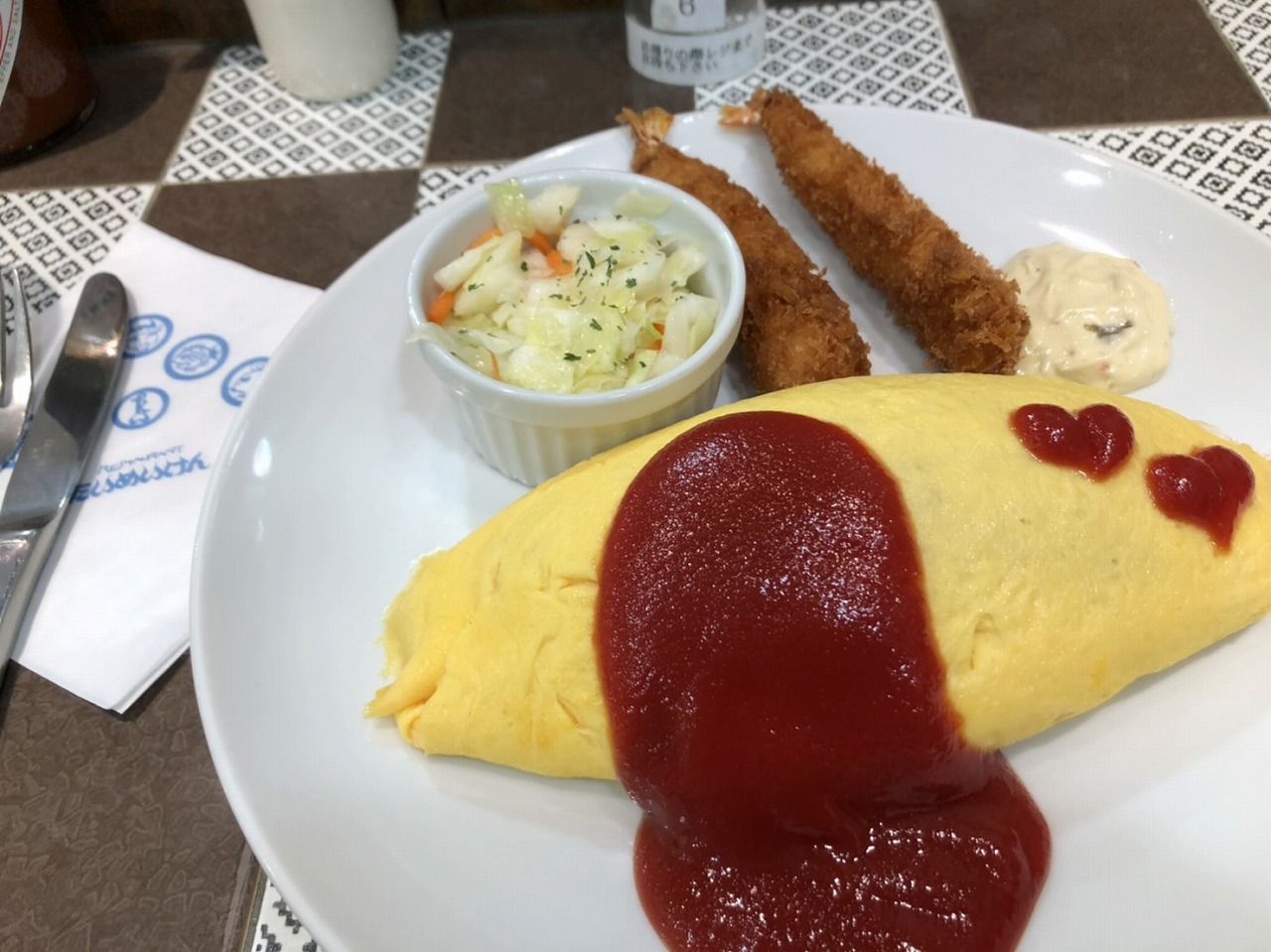 まっくの日記 たいめいけん 日本橋三越店 美味しいオムライス