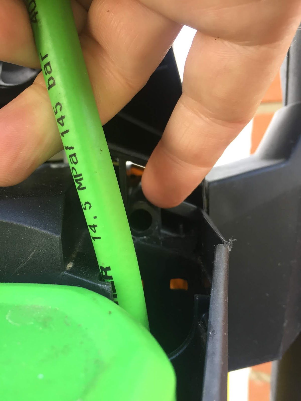 Fixing a Karcher pressure cleaner that no longer dispenses detergent