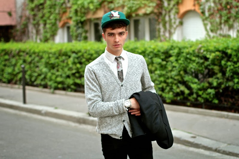 BLOG MODE HOMME PREPPY DANDY CONSEIL STYLE PARIS ELEGANCE TENDANCE JEUNE Craft&Commerce Cardigan • Dries Van Noten Cravate Tie - Skinny Jeans - APC Blazer - BLOG MODE HOMME MENSFASHION