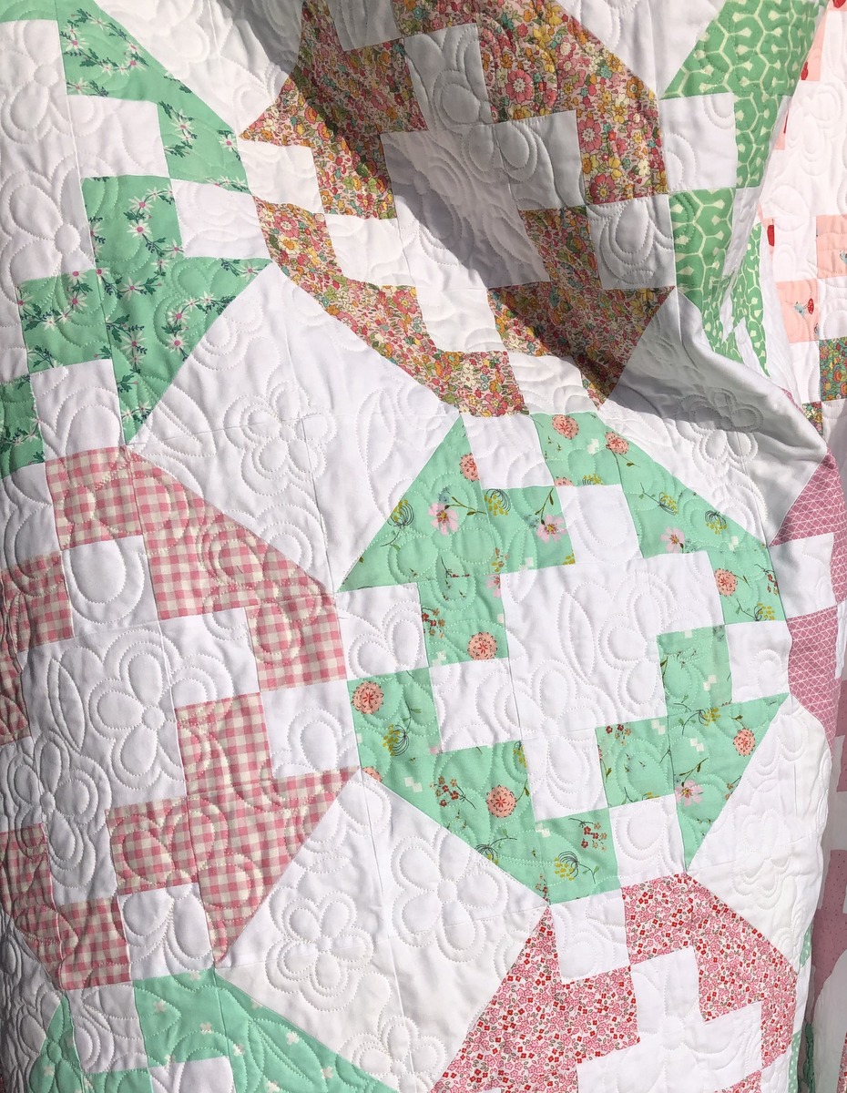 One Wee Bird Prairie Queen Quilt Classic & Vintage Series