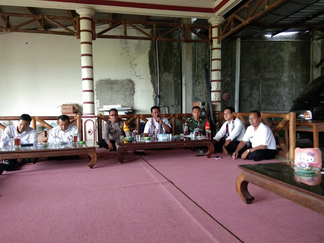 Babinsa Koramil 23/Ceper Hadiri Undangan Rapat Sekdes Sekecamatan Ceper