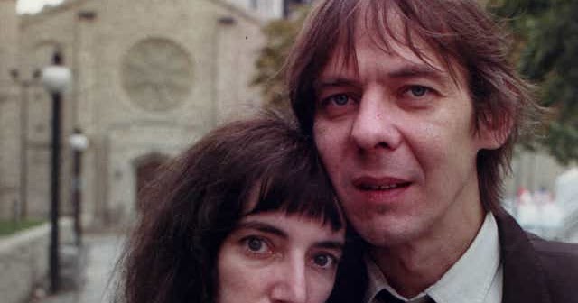 40 Year Itch: Patti Smith Marries
