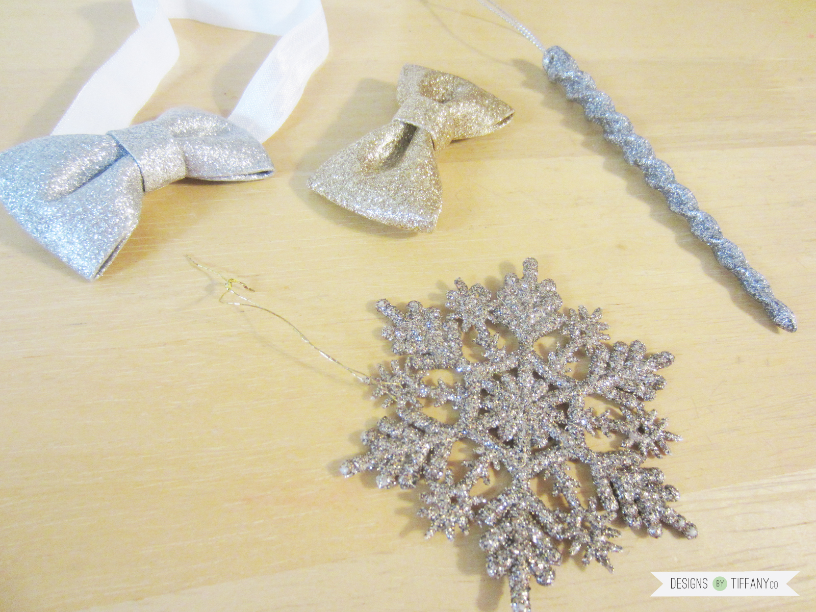 DIY Tutorial How to Keep Glitter on Things Designs by TiffanyCo