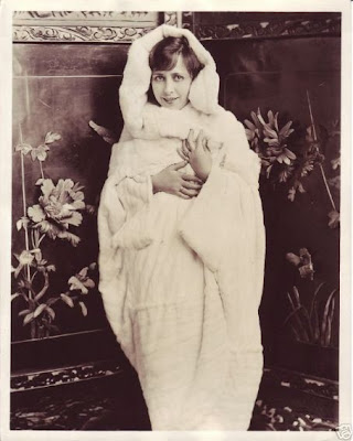 Silence is Platinum Miss Dorothy Phillips/Miss Mignon Anderson