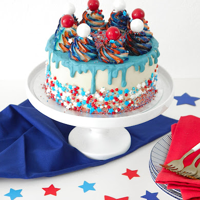 Red, White and Blue 4th of July Layer Cake