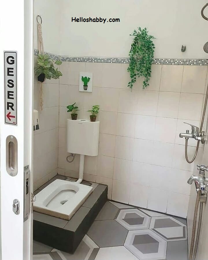 Desain kamar mandi kloset jongkok yang cantik