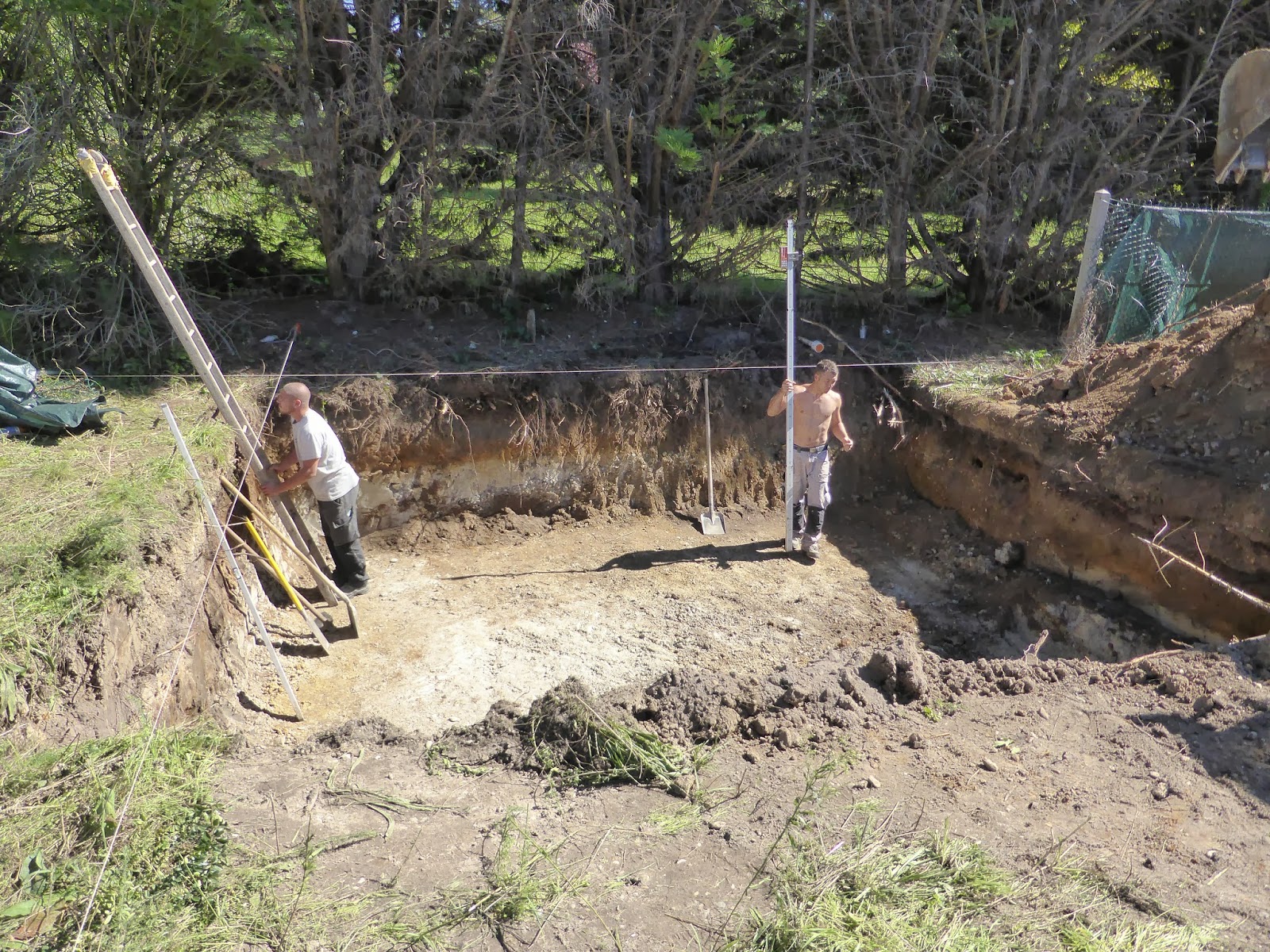 DOSSIER F./ EXCAVATION.