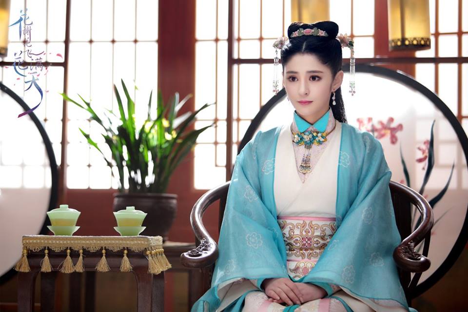 As Flowers Fade and Fly Across the Sky (2017) DramaPanda