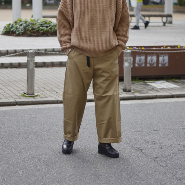 UNIVERSAL PRODUCTS ノータックワイドチノ aljaser.com.bh