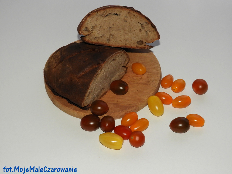 Chleb żytni na zakwasie żytnim